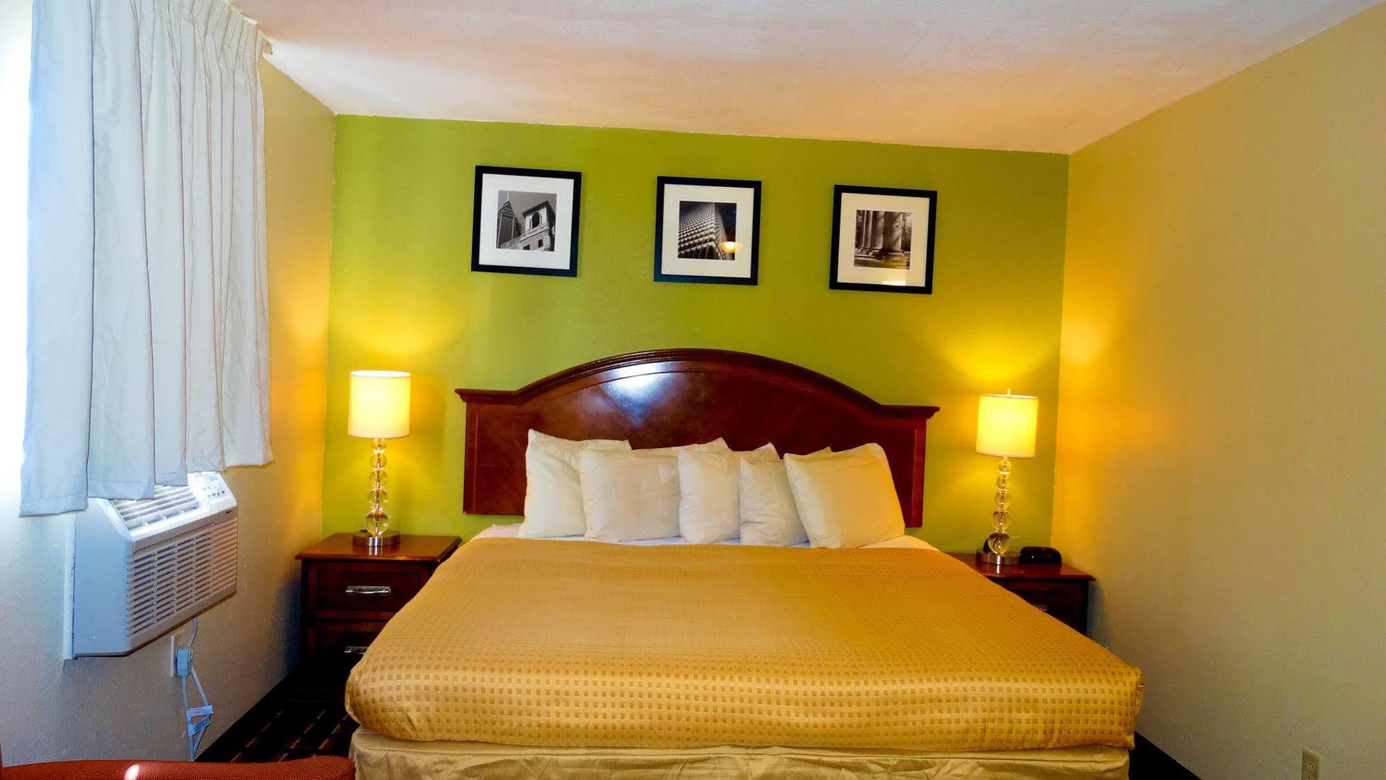 Savannah Garden Inn Exterior photo