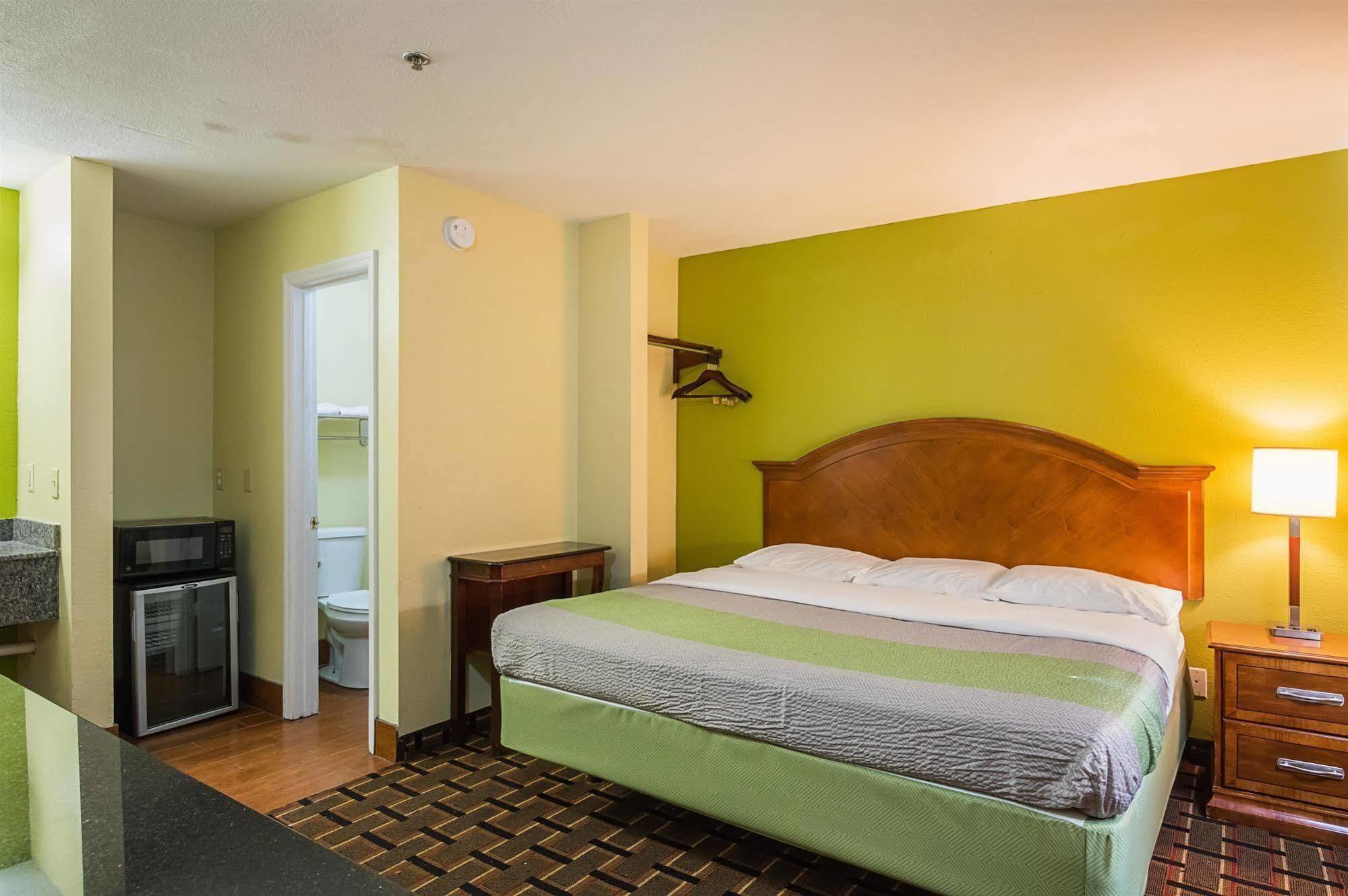 Savannah Garden Inn Exterior photo